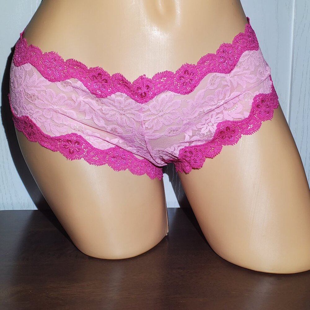 Victoria's Secret Sexy Little Things Cheeky Panties. New with Tags Size Large.